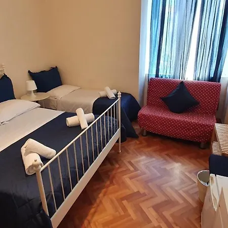 Napol-in 4* Νάπολη