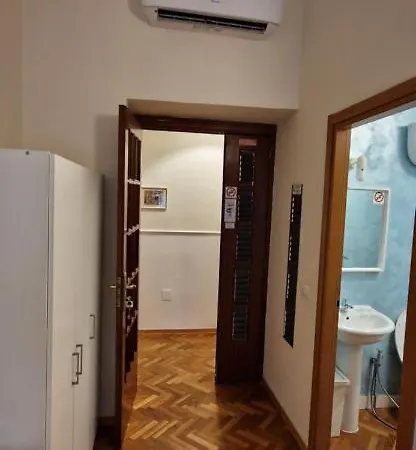 Napol-in Affittacamere 3*