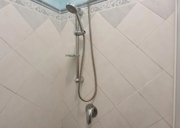 Napol-in بيت ضيافة نابولي