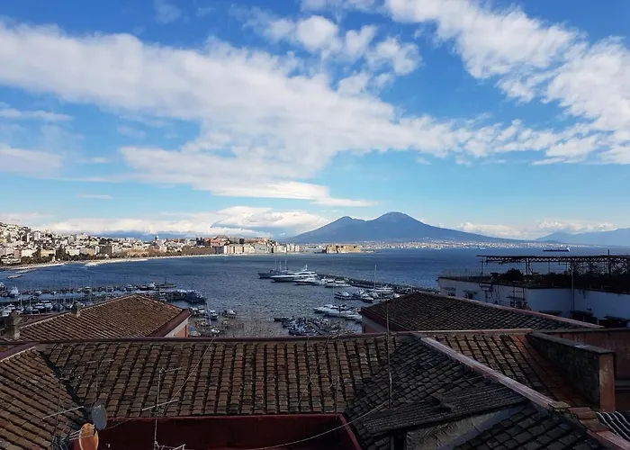 Napol-in 3* نابولي